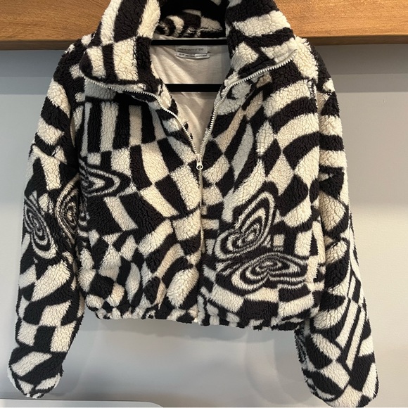 Urban Outfitters Black and White Teddy Jacket - Picture 4 of 16